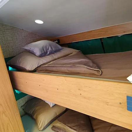 Tiny Anna's Cozy Near Redbull Ring Camping *