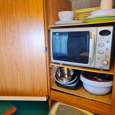 Tiny Anna's Cozy Near Redbull Ring Camping