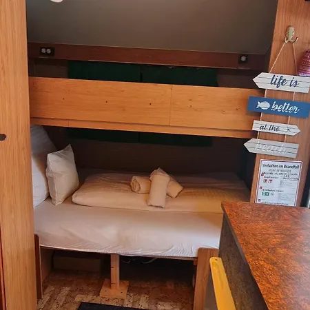 キャンプ場 Tiny Anna's Cozy Near Redbull Ring *