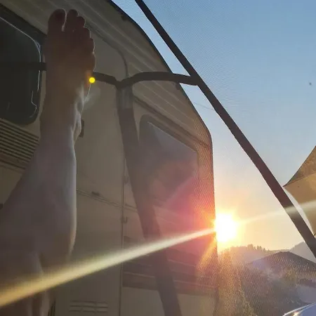 Tiny Anna's Cozy Near Redbull Ring Camping *